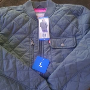 woman levis jacket